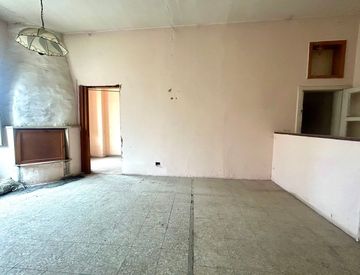Stanza - Trilocale in Vendita in Via Luigi Rossi a Torremaggiore