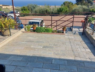 Terrazza - Bilocale in Vendita in Regione Ciosa a Costarainera