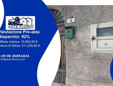 Foto 1 di 20 - Appartamento in Vendita in Via Nazionale a Petronà