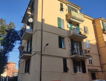 Quadrilocale in Vendita in Via dante alighieri 31 a Sarzana 85mq