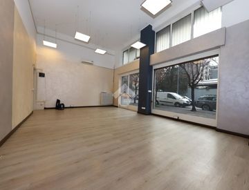 Foto 1 di 11 - Locale commerciale in Affitto in Via Trieste 50 a Villafranca Padovana