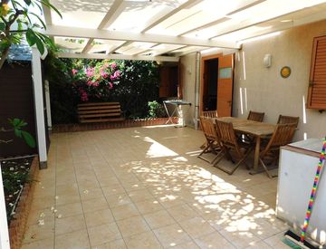 Foto 1 di 61 - Villa in Vendita in Via Dottor Giorgio Sortino a Ragusa