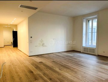 Stanza - Trilocale in Vendita in Corso Magenta a Milano