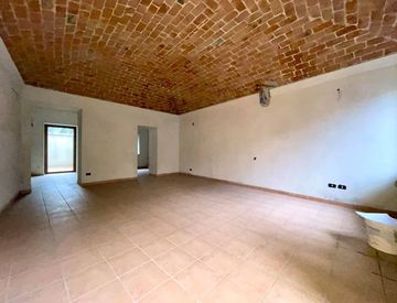 Stanza - Villa in Vendita in Via San Bonaventura a Saluggia