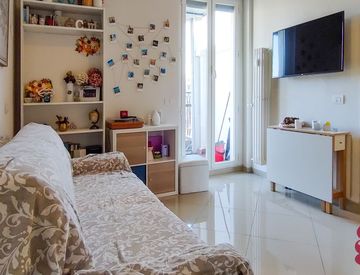 Soggiorno - Monolocale in Affitto in Via Emilio Olivari 9 a Milano