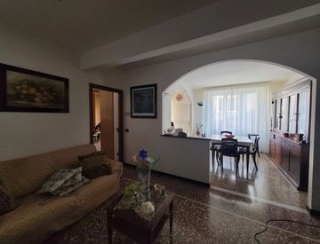 Soggiorno - Trilocale in Vendita in Via Turati a Savona