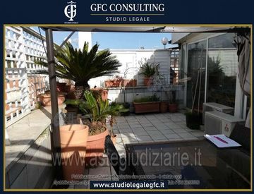 Terrazza - Appartamento in Vendita in Via Franco Sacchetti 131 a Roma