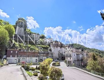 Giardino - Villa in Vendita in Via Gran Sasso a Pietracamela