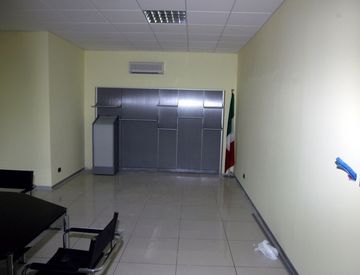 Foto 1 di 18 - Ufficio in Vendita in Via Lungarno a Terranuova Bracciolini