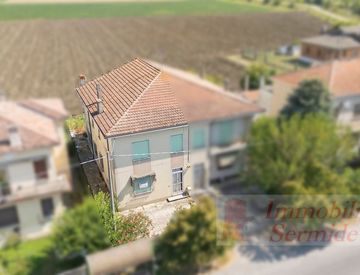 Facciata - Casa bifamiliare in Vendita in Via Milazzo a Sermide e Felonica