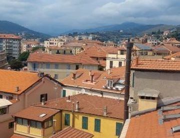 Foto 1 di 4 - Trilocale in Vendita in Via Ospedale a Imperia