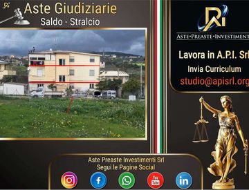 Foto 1 di 52 - Appartamento in Vendita in Viale dei Tulipani a Catanzaro