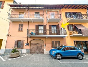 Foto 1 di 10 - Bilocale in Vendita in Via Francesco Mattai a Gattinara