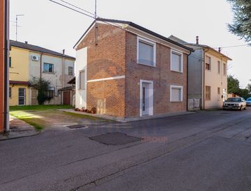 Facciata - Casa indipendente in Vendita in Via A. Gramsci a Vigarano Mainarda