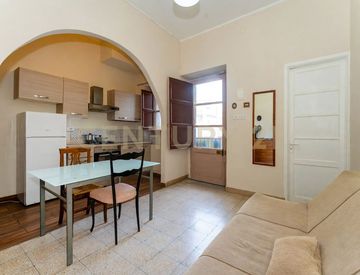 Soggiorno - Monolocale in Vendita in Via de Caro 28 a Catania
