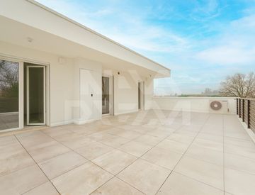 Terrazza - Attico, mansarda in Vendita in Via Visentin a Albignasego