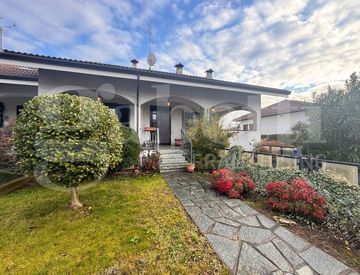 Facciata - Villa in Vendita in Via Rocciavrè 5 a Bruino