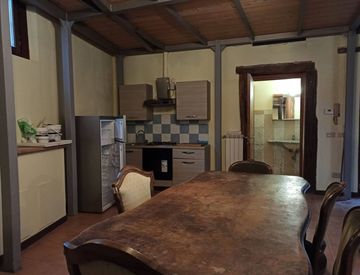 Soggiorno - Trilocale in Affitto in Via Enrico Malatesta 22 a Pisa
