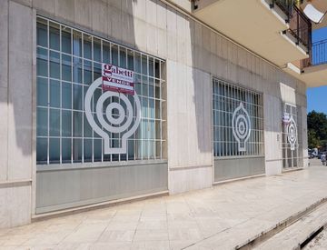 Vista - Locale commerciale in Vendita in SS4 Salaria a Cittaducale