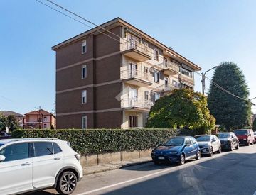 Vista - Quadrilocale in Vendita in Via Parco 1 a Ciriè