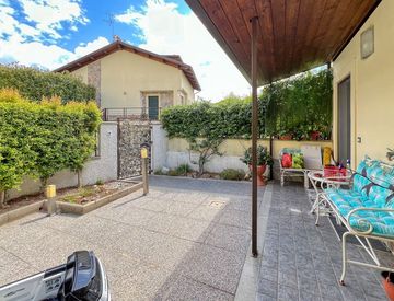Terrazza - Villetta a schiera in Vendita in Via Orti 98 a Catanzaro