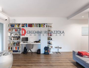 Foto 1 di 26 - Bilocale in Vendita in Via Pinerolo 72 a Milano