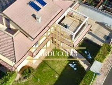 Foto 1 di 17 - Casa indipendente in Vendita in zona Pombio-Via Dalla Chiesa-Viale della Repubblica a Voghera