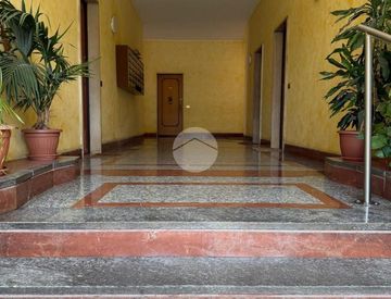 Corridoio - Bilocale in Vendita in Via Emilia 5 a San Giuliano Milanese