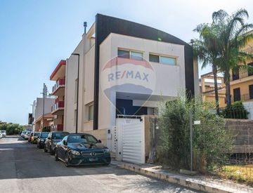 Vista - Villa in Vendita in Via degli Abeti 12 a Comiso