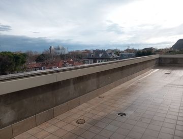 Terrazza - Attico, mansarda in Vendita in Viale della Vittoria a Pesaro