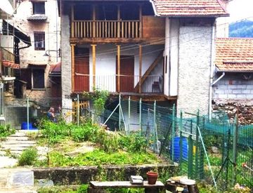 Foto 1 di 12 - Rustico, casale in Vendita in Via alla Costa 1 a Civiasco