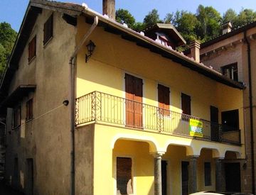 Foto 1 di 31 - Casa indipendente in Vendita in Località CHIESA a Vocca