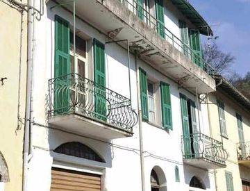 Foto 1 di 22 - Casa indipendente in Vendita in Corso Lodovico Isnardi a Pigna