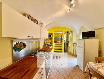 Foto 1 di 32 - Quadrilocale in Vendita in Corso Mario Ponzoni a Pieve di Teco