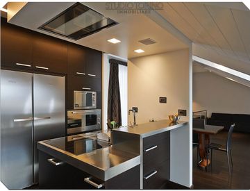 Cucina - Attico, mansarda in Affitto in Via Vittorio Alfieri 6 a Torino