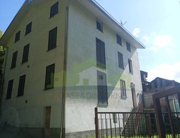 Foto 1 di 26 - Casa indipendente in Vendita in Località Baltegora a Cellio con Breia