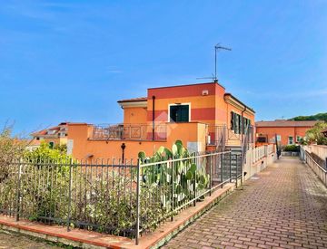 Facciata - Bilocale in Vendita in Via Privata Terrazzi 1 a Diano Castello