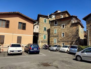Foto 1 di 29 - Quadrilocale in Vendita in Via indipendenza a San Biagio della Cima