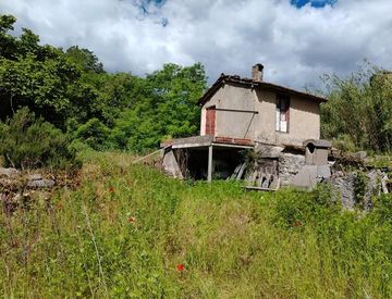 Foto 1 di 10 - Casa indipendente in Vendita in Strada proviciale a Ceriana