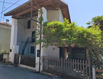 Foto 1 di 50 - Casa indipendente in Vendita in Via Camino 9 a Roasio