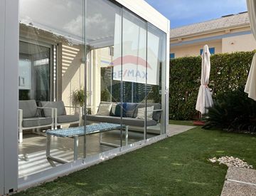 Foto 1 di 15 - Casa bifamiliare, trifamiliare in Vendita in Via Rimembranza 52 a Ragusa