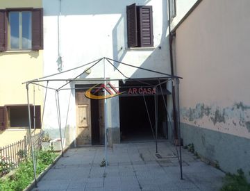 Quadrilocale in Vendita in zona Agazzi Olmo San Zeno a Arezzo