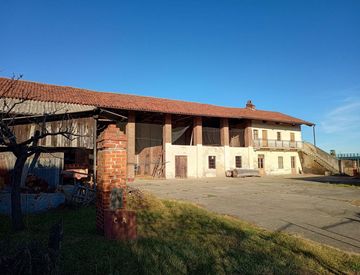 Foto 1 di 16 - Rustico, casale in Vendita in Strada Saluggia 45 a Cigliano