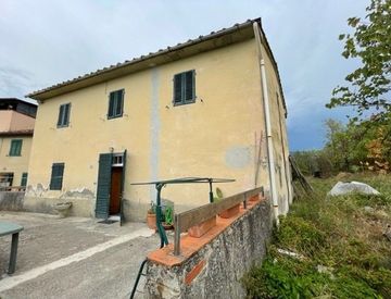 Rustico, Casale In Vendita In Zona Collegigliato-Fornaci A Pistoia ...