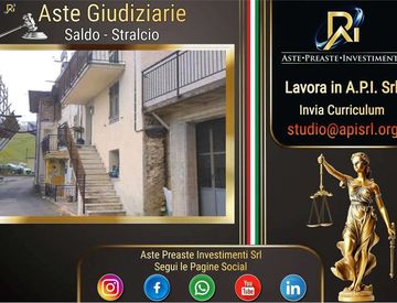 Foto 1 di 25 - Appartamento in Vendita in Via Sant'Antonio 10 a Pornassio