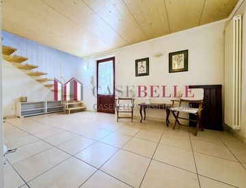 Soggiorno - Casa indipendente in Vendita in Via Palestro 55045 a Pietrasanta