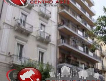 Foto 1 di 39 - Appartamento in Vendita in Via Principe Amedeo a Taranto