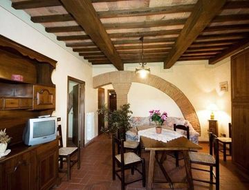 Soggiorno - Quadrilocale in Affitto in Via Pietro Mascagni a Capannoli