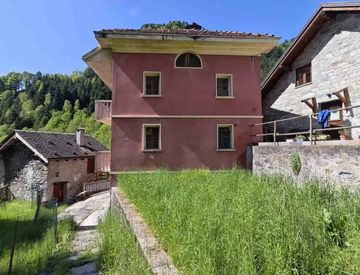 Foto 1 di 89 - Casa indipendente in Vendita in Frazione Fervento a Boccioleto