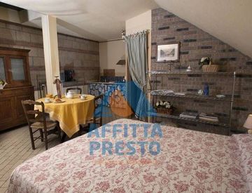 Camera da letto - Monolocale in Affitto a Pontedera